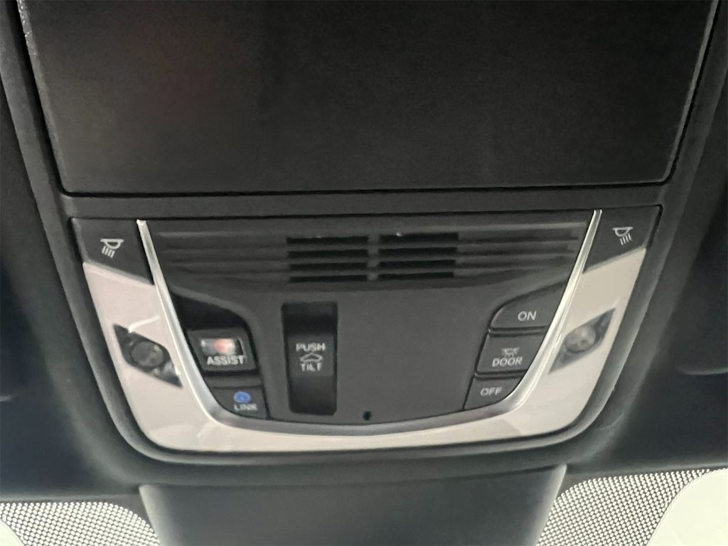 Thumbnail: 2025 Acura TLX - 27