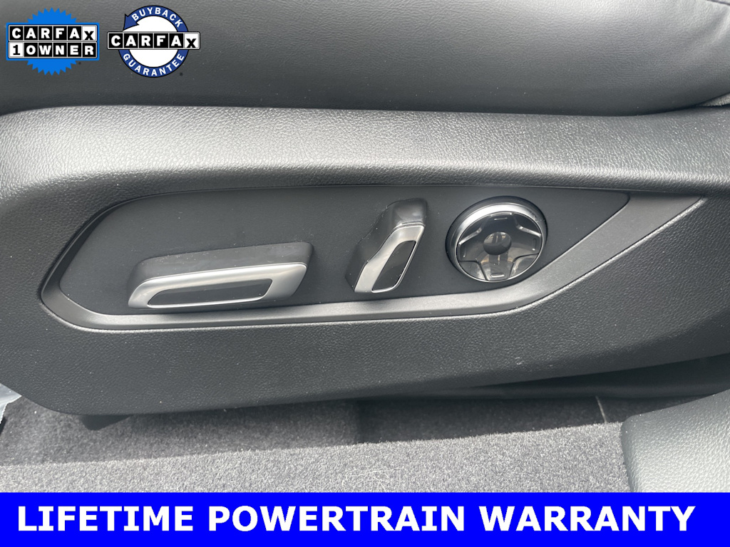 Thumbnail: 2025 Acura TLX - 19