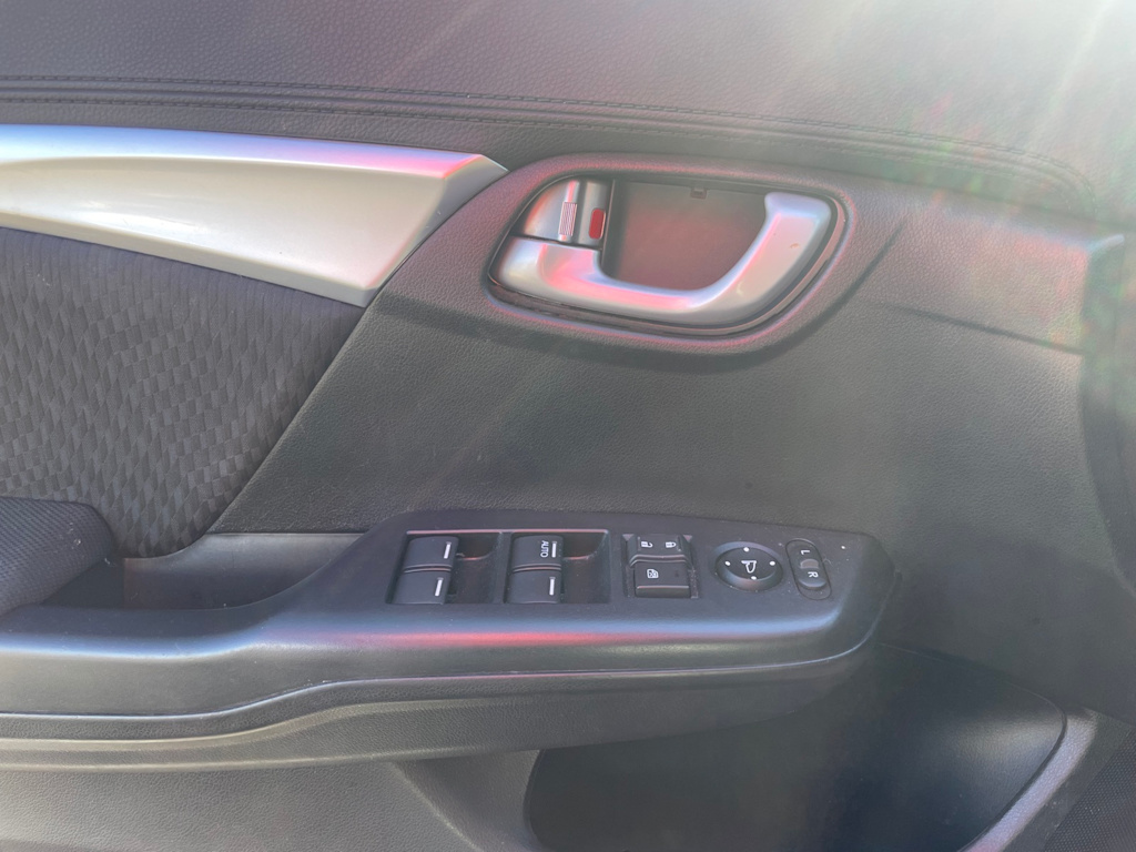 Thumbnail: 2015 Honda Civic - 17