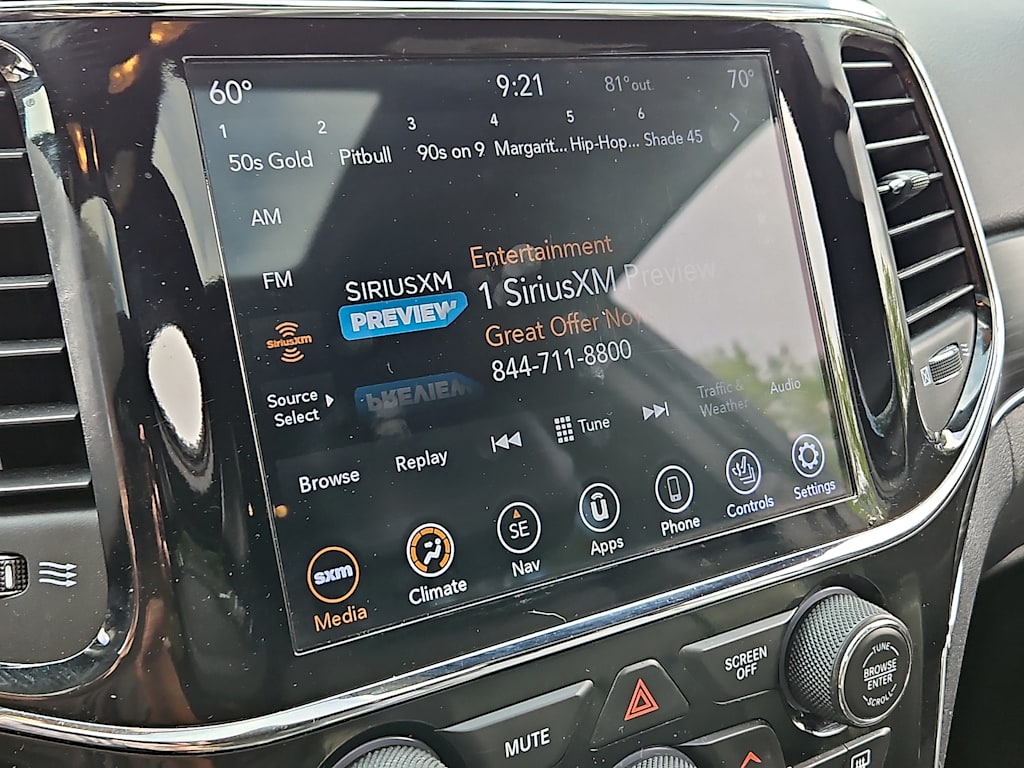 Thumbnail: 2020 Jeep Grand Cherokee - 13