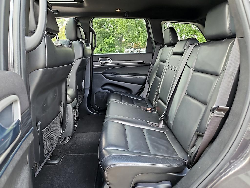 Thumbnail: 2020 Jeep Grand Cherokee - 12