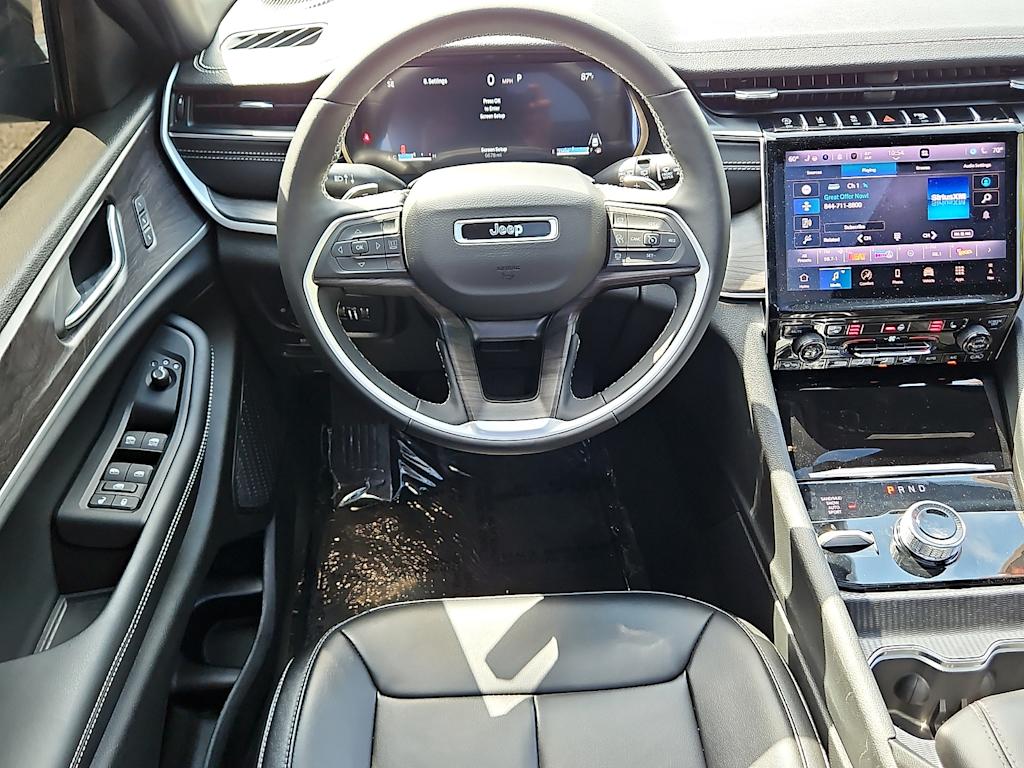 Thumbnail: 2025 Jeep Grand Cherokee L - 2