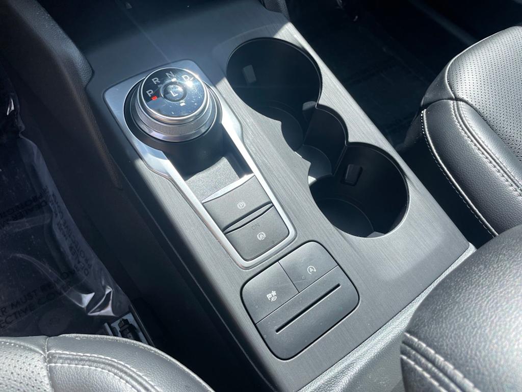 Thumbnail: 2021 Ford Escape - 14