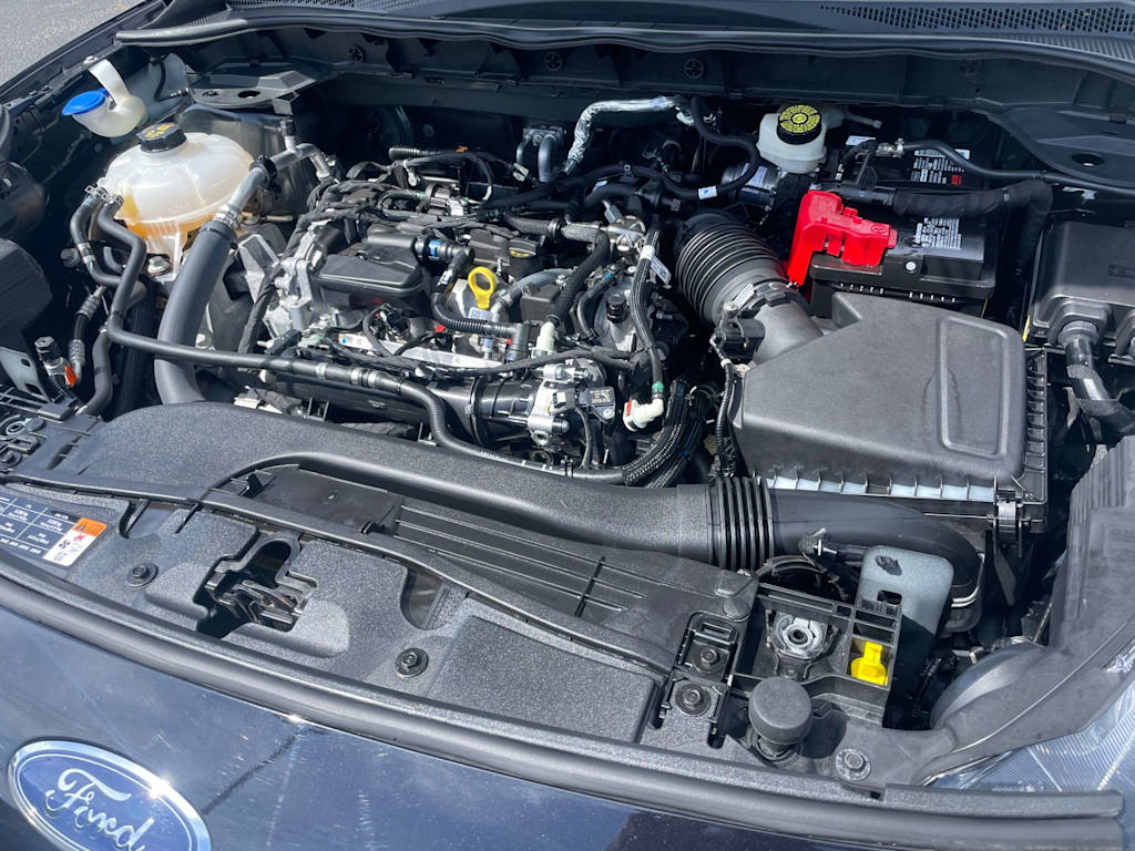 Thumbnail: 2021 Ford Escape - 8