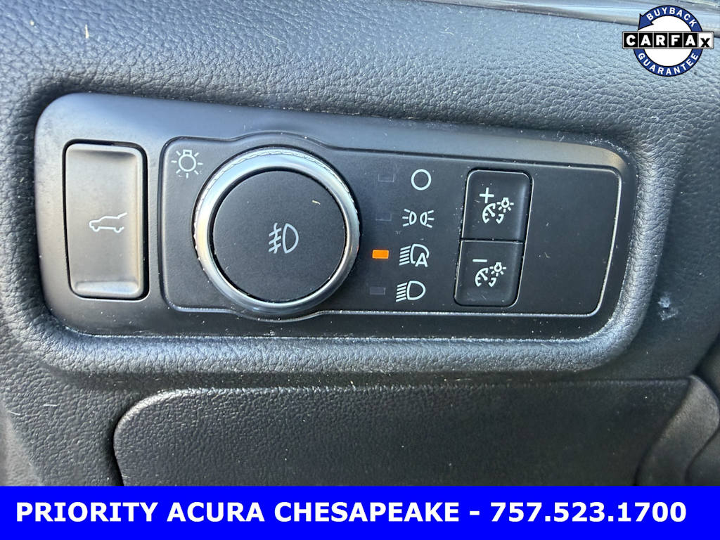 Thumbnail: 2020 Ford Explorer - 22