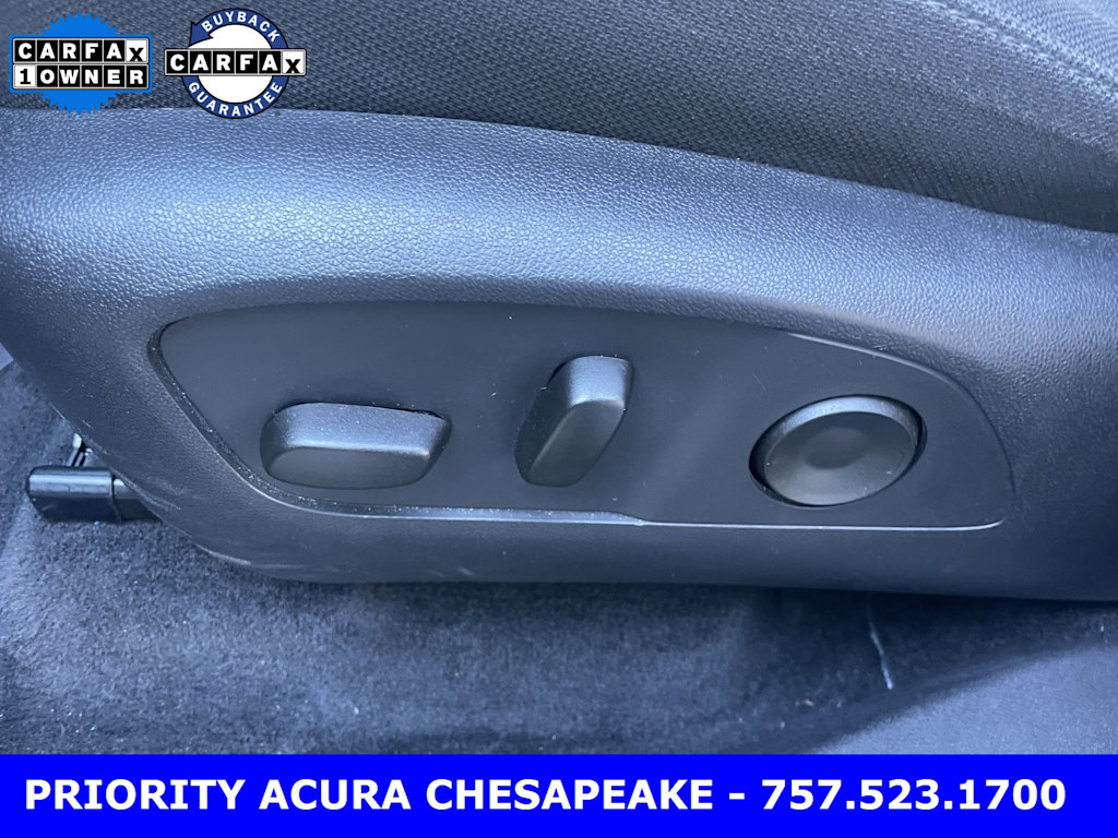 Thumbnail: 2025 GMC Acadia - 18