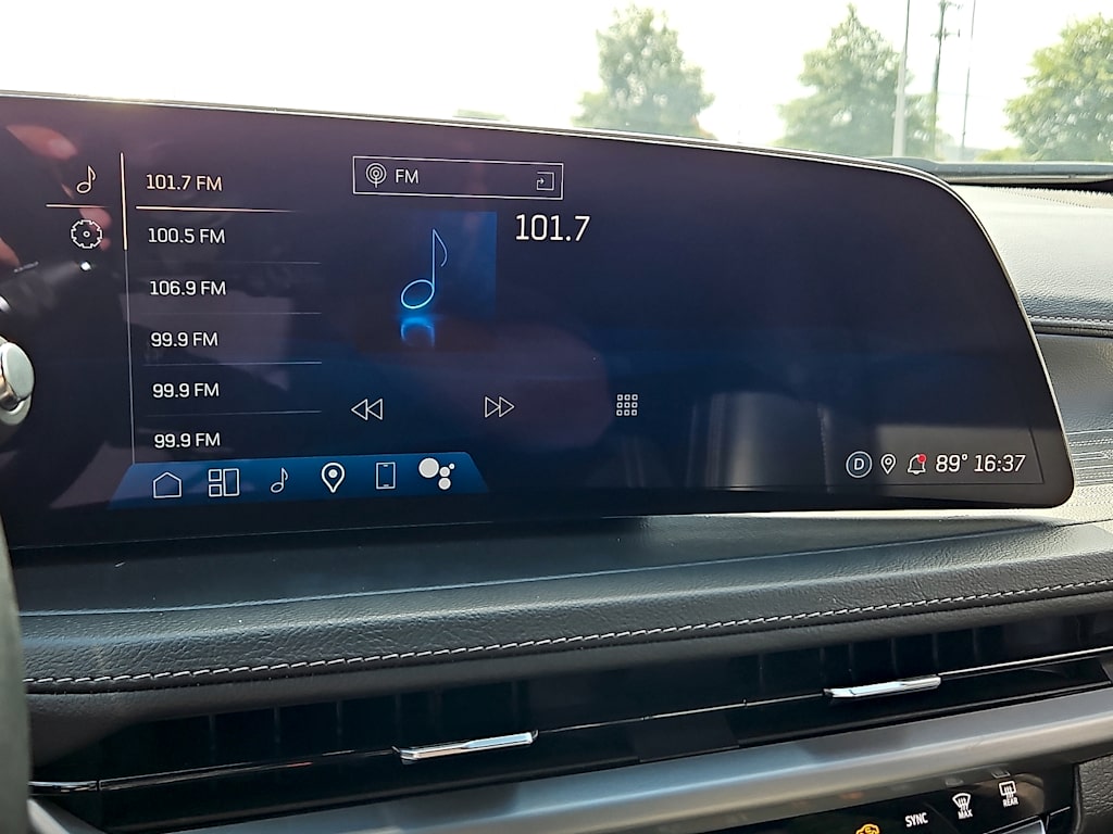 Thumbnail: 2025 Cadillac XT4 - 13
