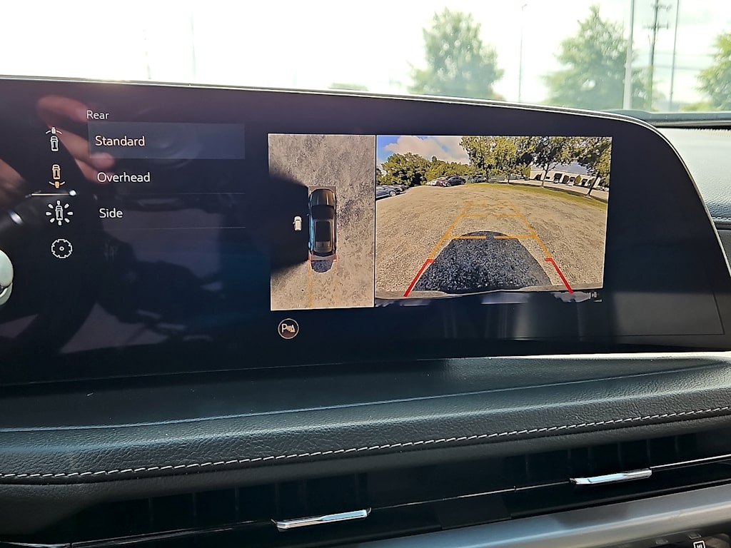 Thumbnail: 2025 Cadillac XT4 - 23