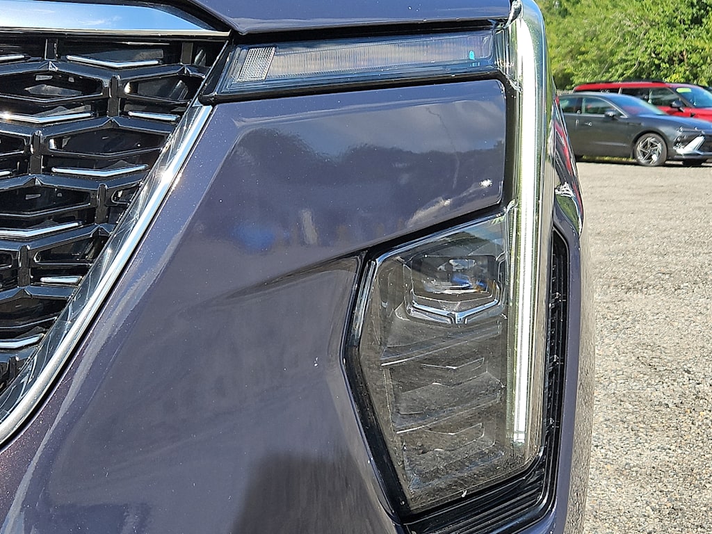 Thumbnail: 2025 Cadillac XT4 - 20