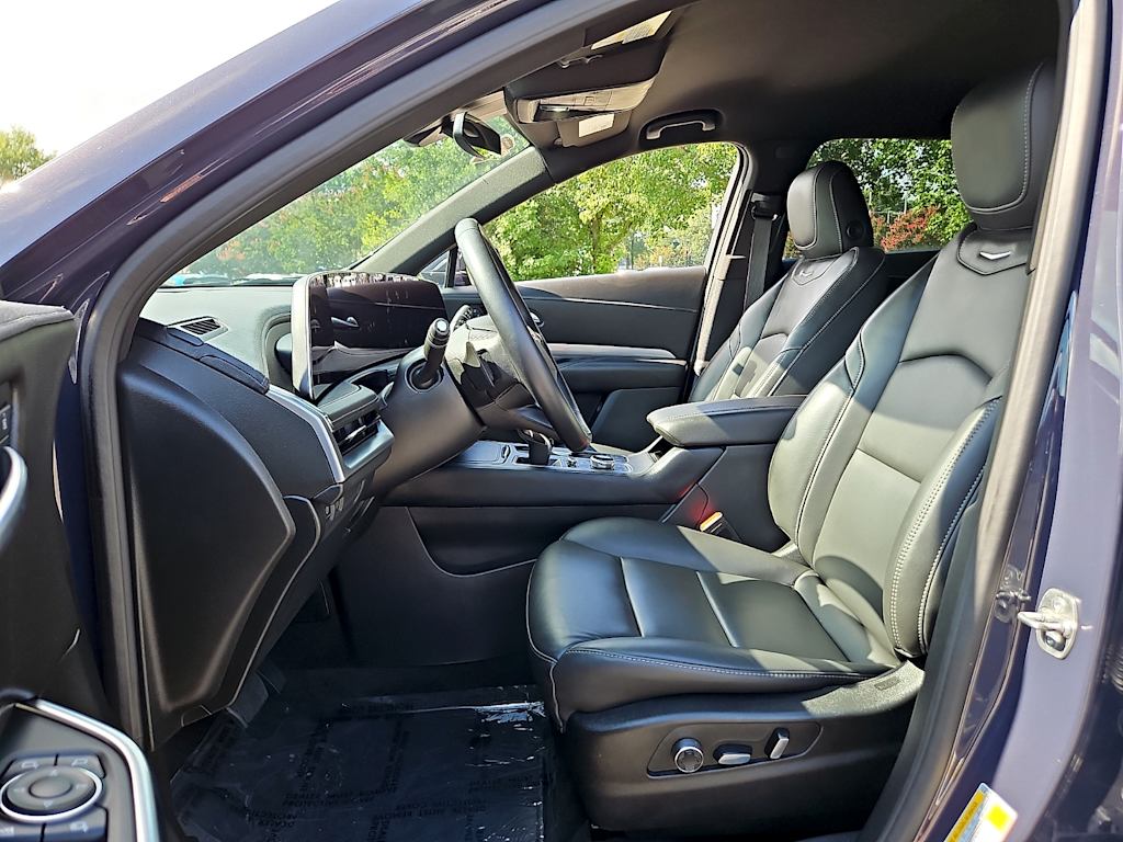 Thumbnail: 2025 Cadillac XT4 - 11