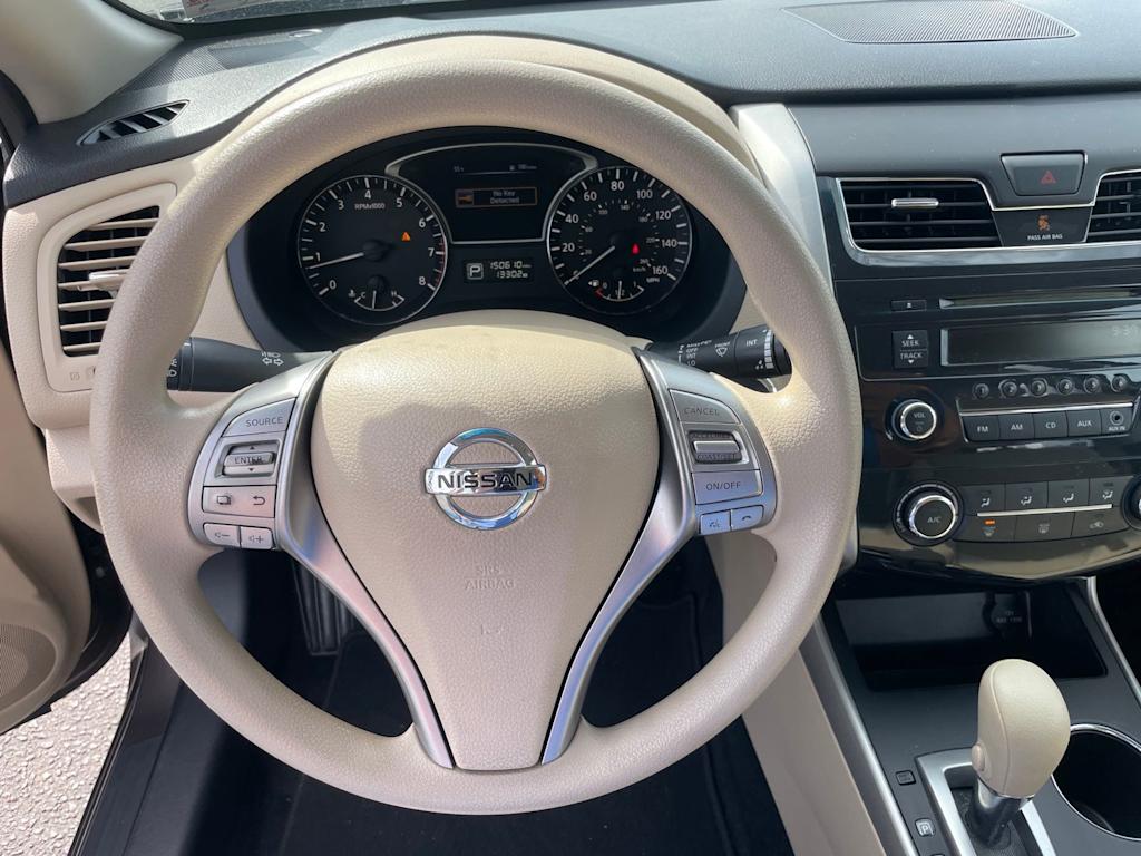 Thumbnail: 2015 Nissan Altima - 2