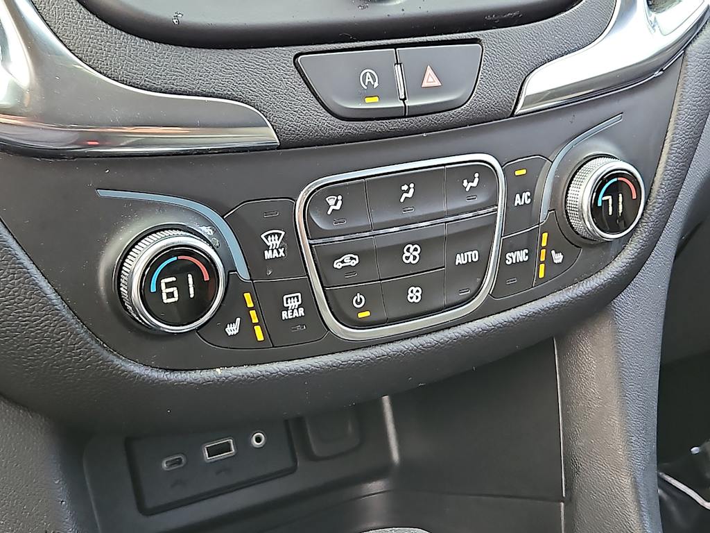Thumbnail: 2024 Chevrolet Equinox - 21