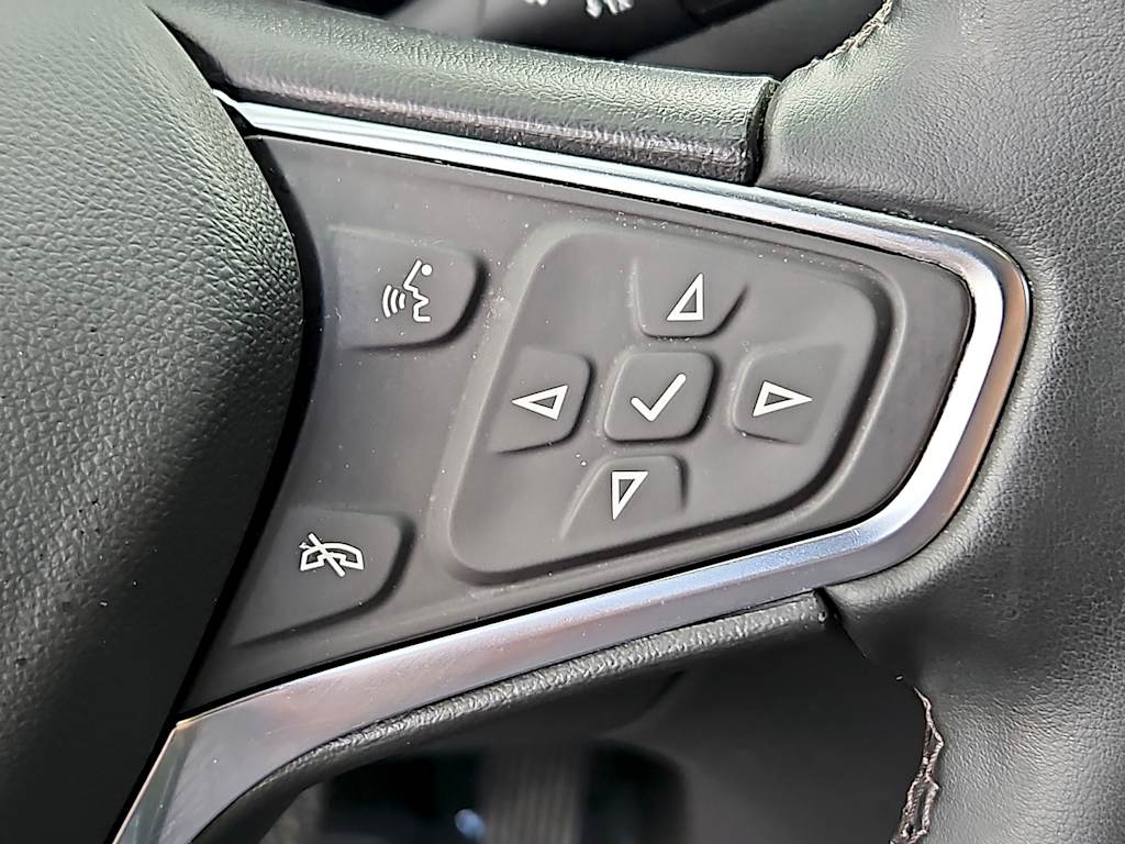 Thumbnail: 2024 Chevrolet Equinox - 24