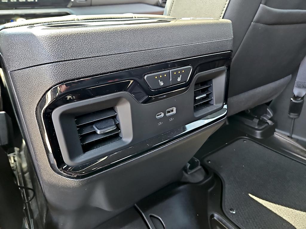 Thumbnail: 2024 GMC Sierra 1500 - 21