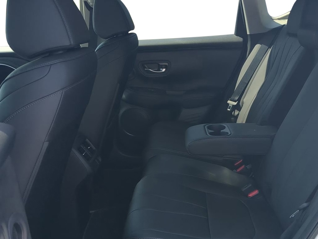 2025 Acura ADX  9
