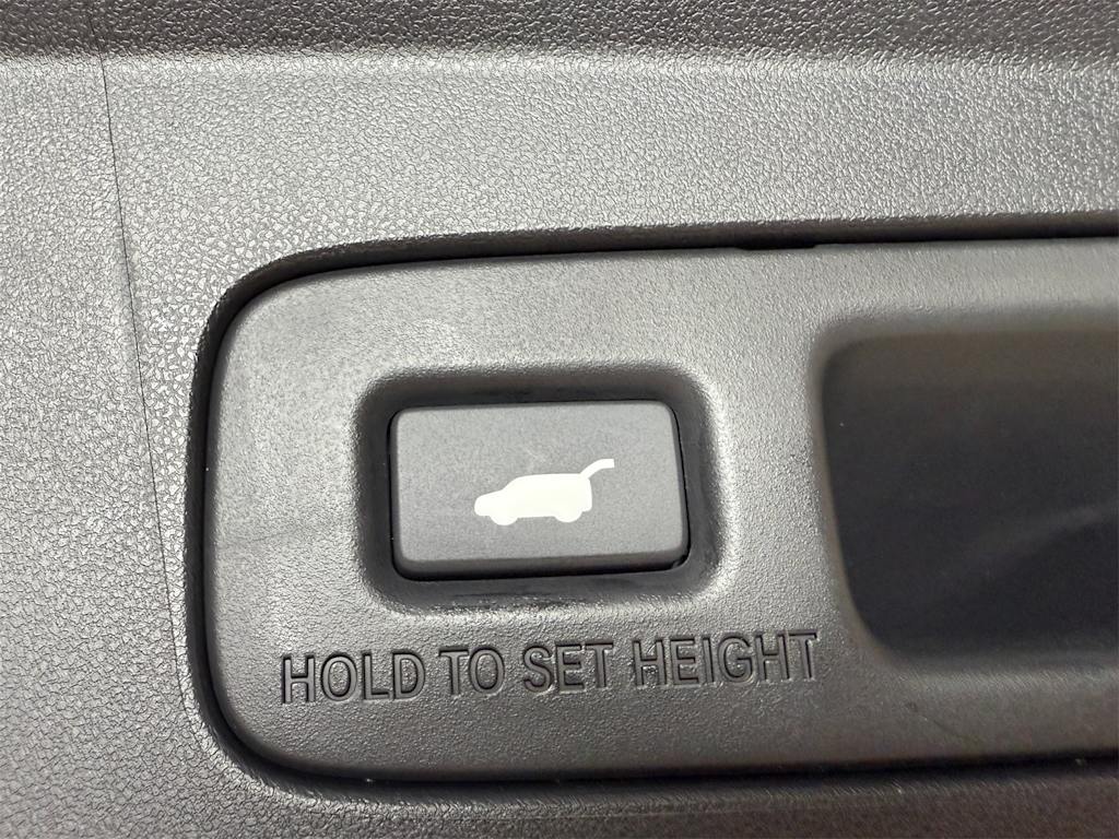 Thumbnail: 2025 Acura ADX - 36