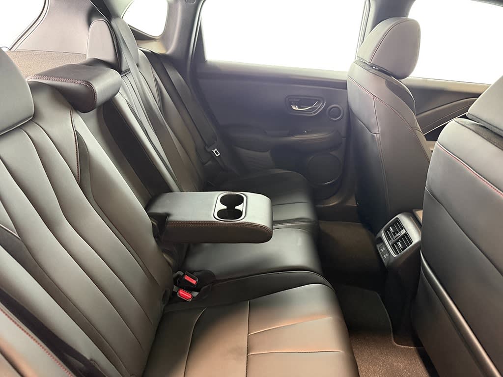 Thumbnail: 2025 Acura ADX - 12