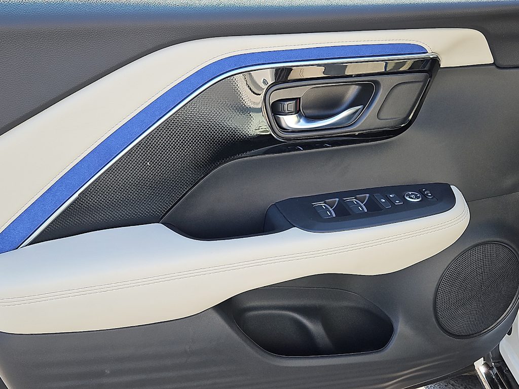 Thumbnail: 2026 Acura ADX - 18