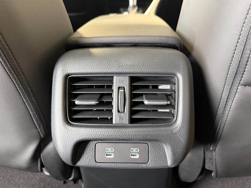 Thumbnail: 2025 Acura ADX - 33