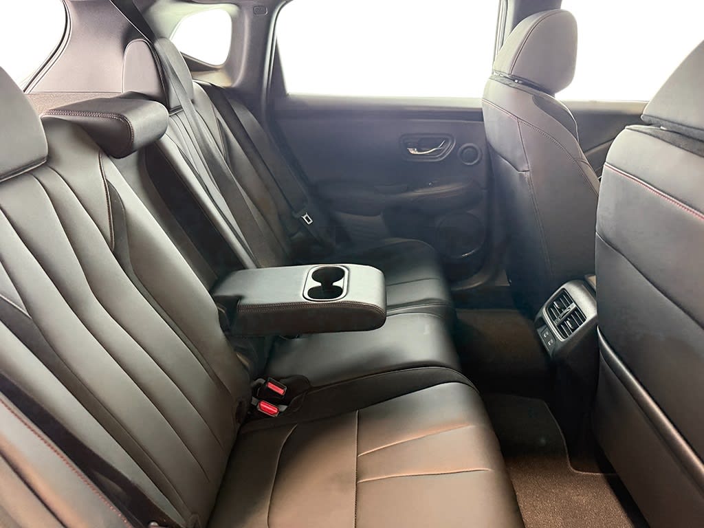 Thumbnail: 2025 Acura ADX - 37