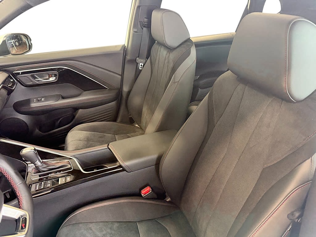 Thumbnail: 2025 Acura ADX - 11