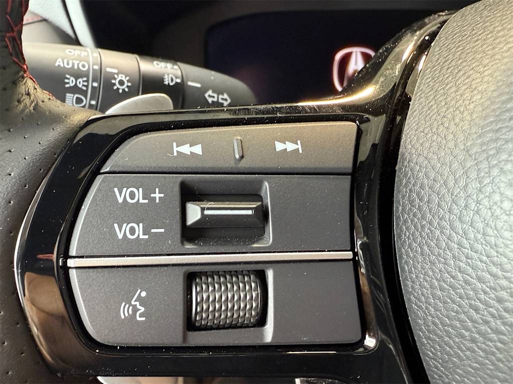 Thumbnail: 2025 Acura ADX - 26