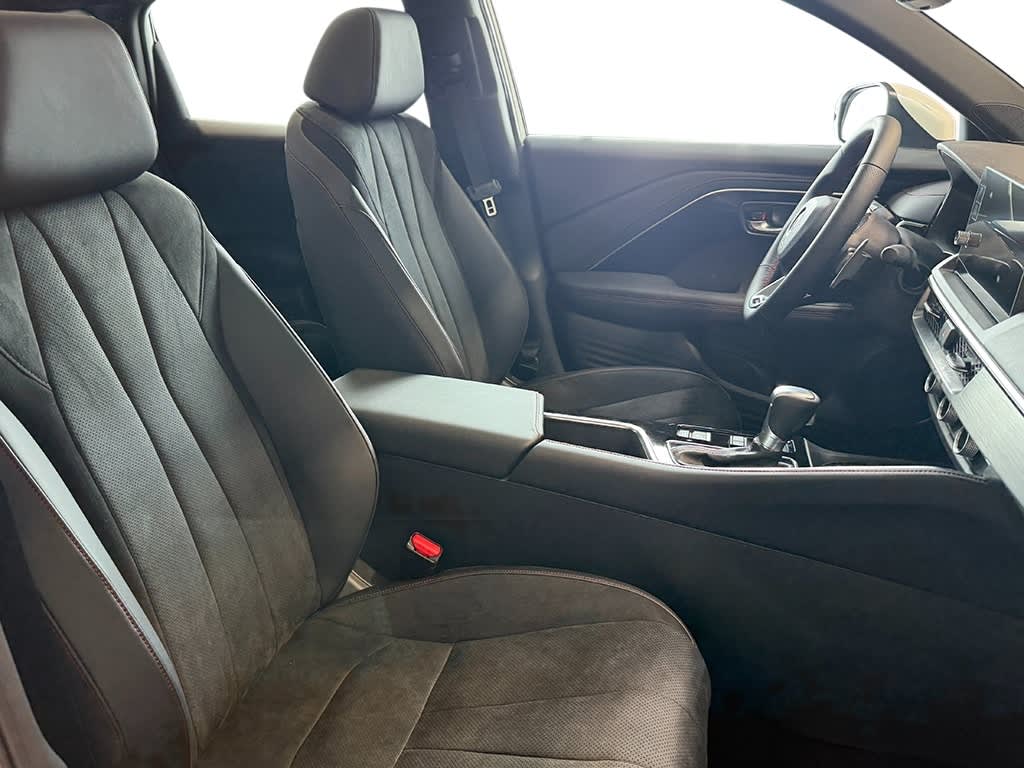 Thumbnail: 2025 Acura ADX - 38