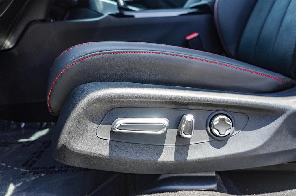 Thumbnail: 2025 Acura ADX - 19