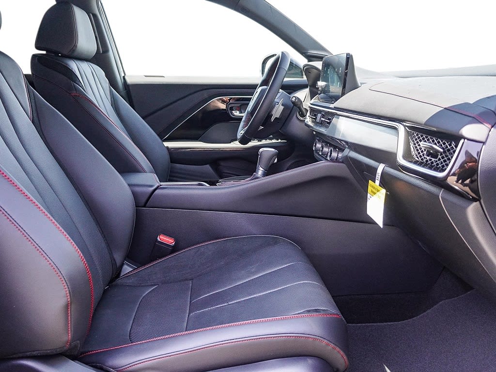 Thumbnail: 2025 Acura ADX - 8