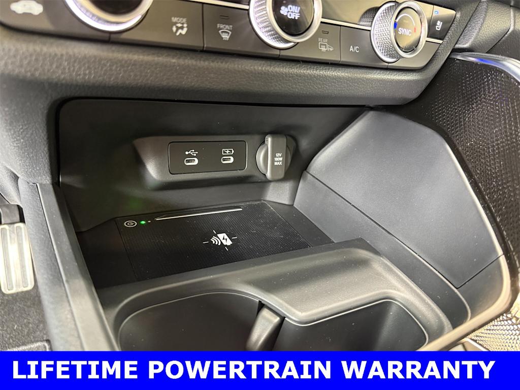 Thumbnail: 2025 Acura ADX - 15