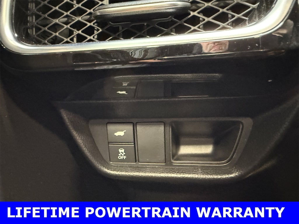 Thumbnail: 2025 Acura ADX - 24