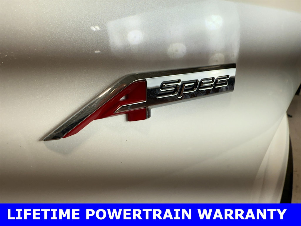 Thumbnail: 2025 Acura ADX - 19