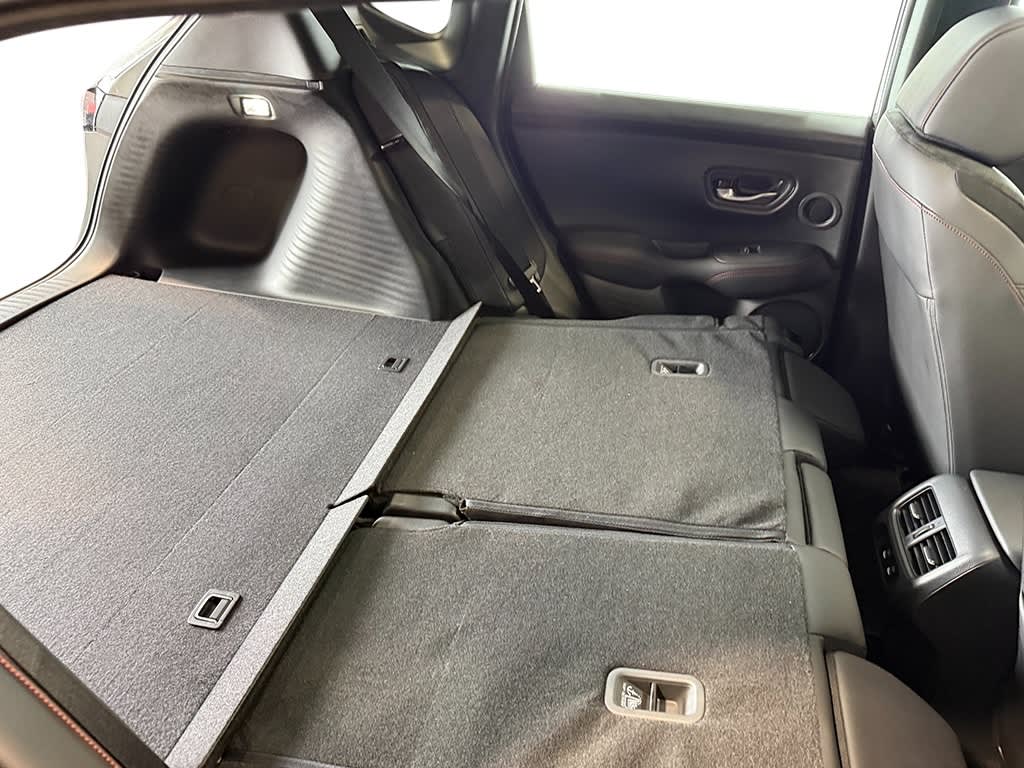 Thumbnail: 2025 Acura ADX - 40