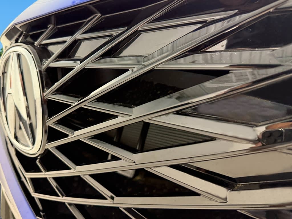 Thumbnail: 2025 Acura ADX - 23