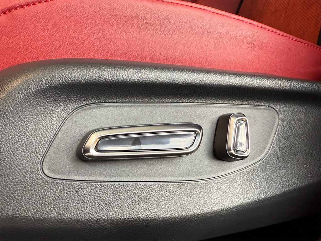 Thumbnail: 2025 Acura ADX - 23