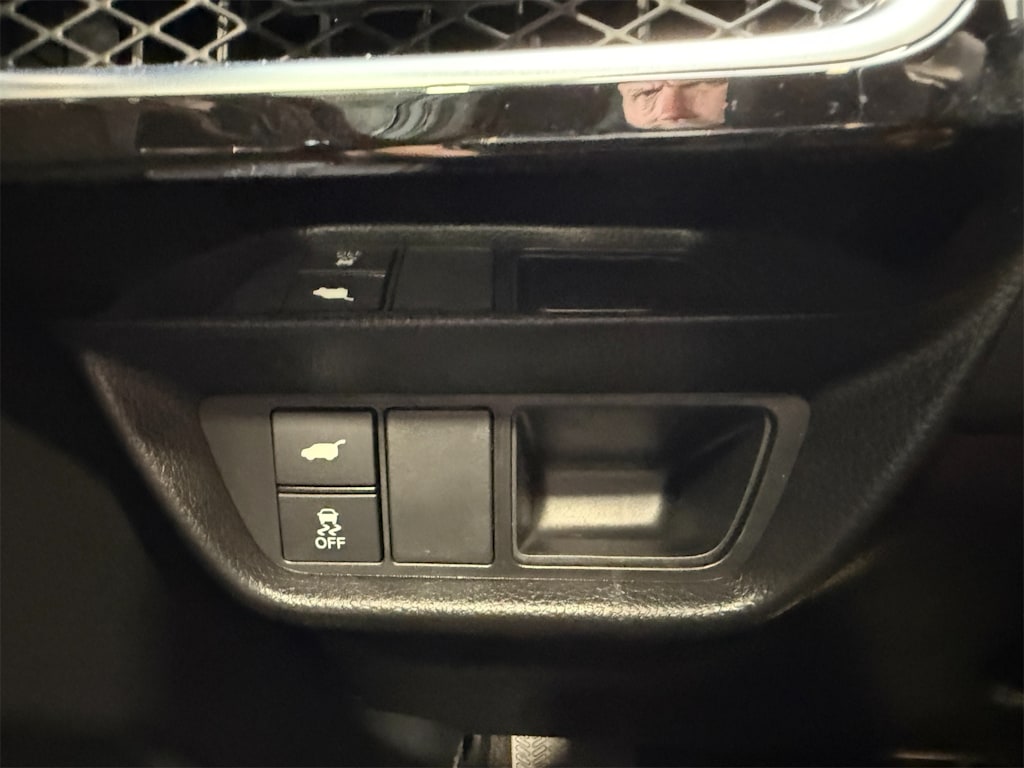 Thumbnail: 2025 Acura ADX - 24