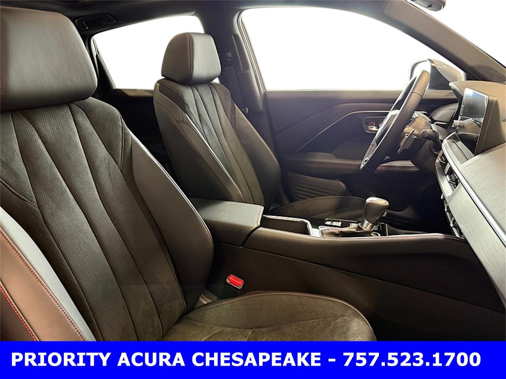 Thumbnail: 2025 Acura ADX - 40