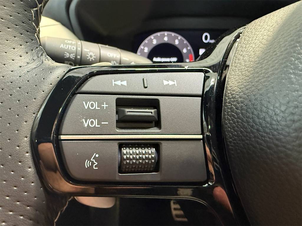 Thumbnail: 2025 Acura ADX - 31