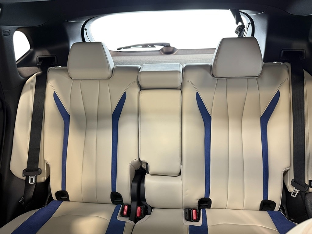 Thumbnail: 2025 Acura ADX - 13