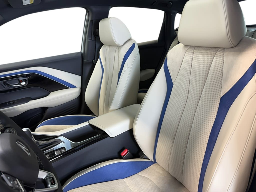 Thumbnail: 2025 Acura ADX - 11