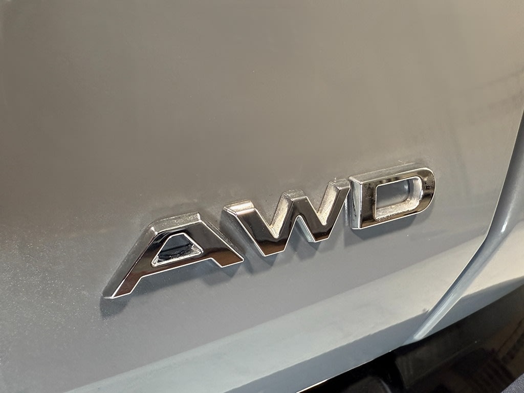 Thumbnail: 2025 Acura ADX - 18