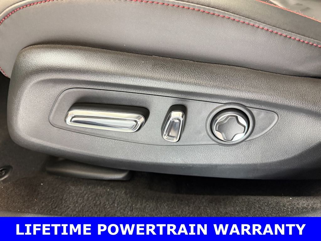 Thumbnail: 2025 Acura ADX - 22