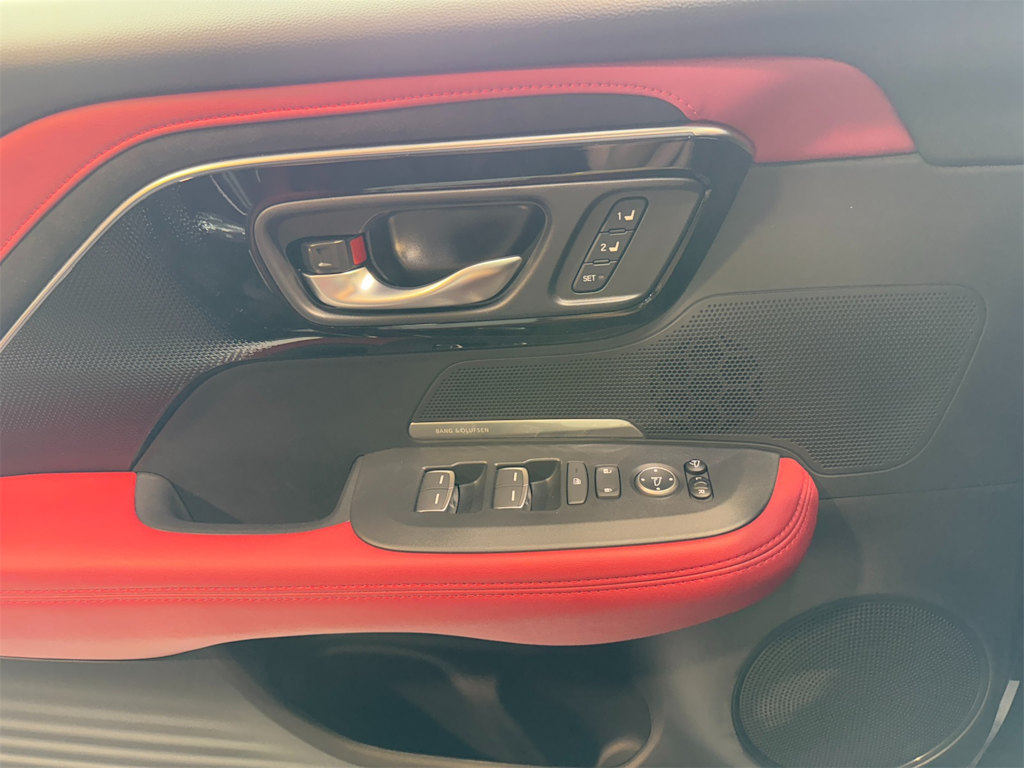 Thumbnail: 2025 Acura ADX - 26