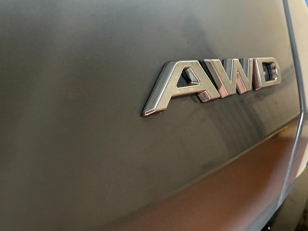 Thumbnail: 2025 Acura ADX - 17