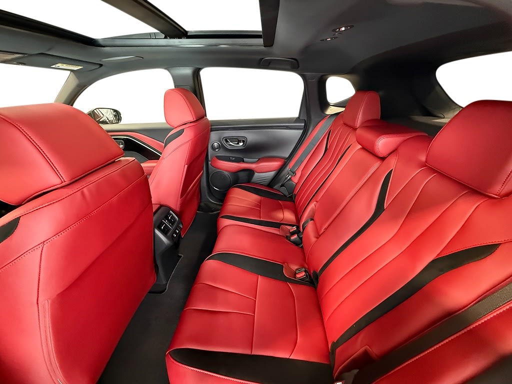 Thumbnail: 2025 Acura ADX - 13