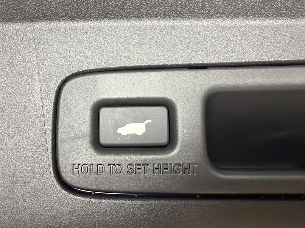 Thumbnail: 2025 Acura ADX - 36