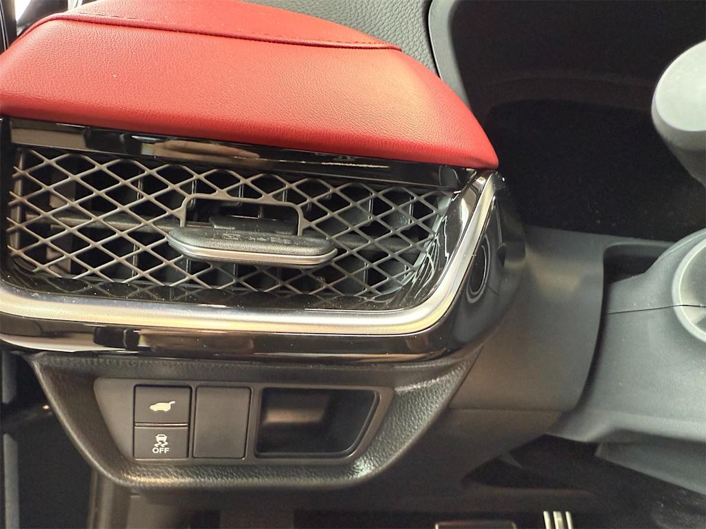 Thumbnail: 2025 Acura ADX - 30