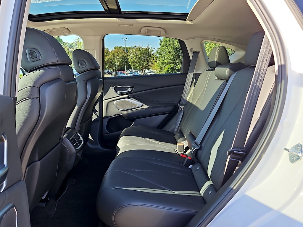 Thumbnail: 2024 Acura RDX - 12