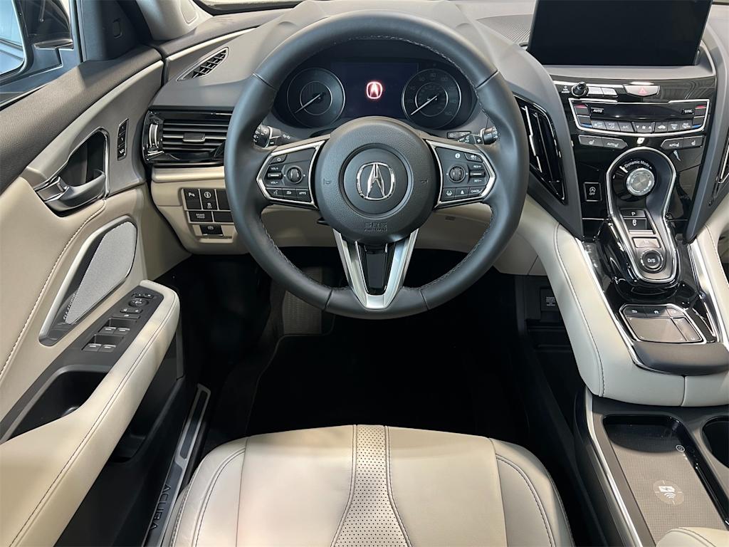 Thumbnail: 2025 Acura RDX - 2