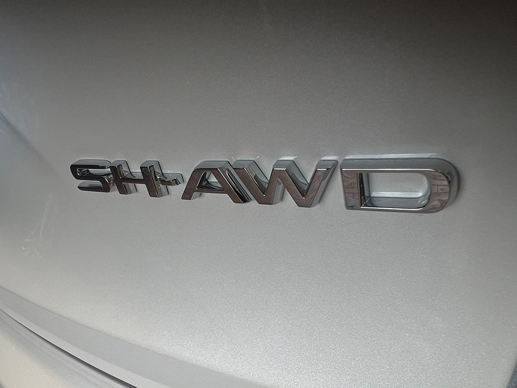 Thumbnail: 2025 Acura RDX - 17